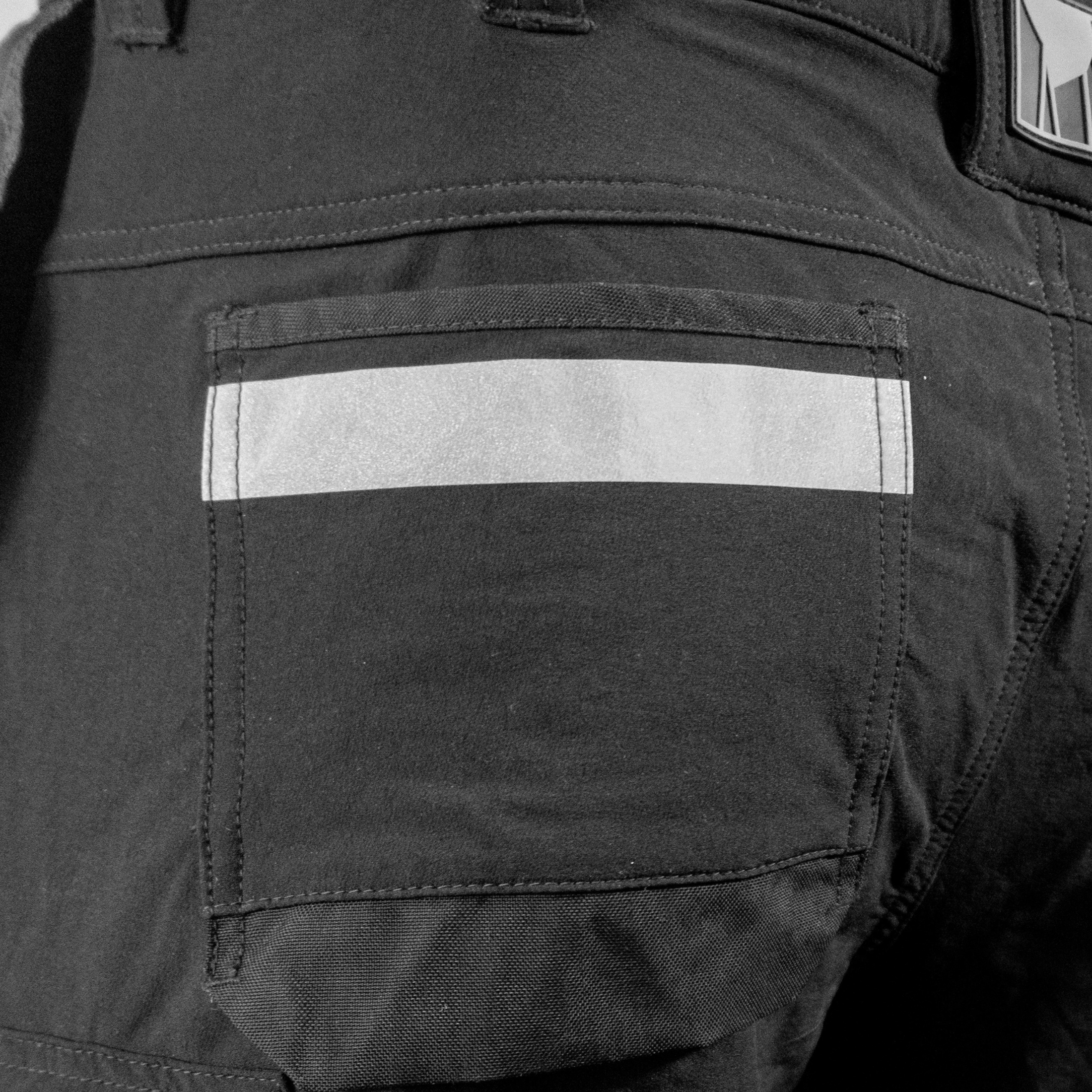 Pantalón Técnico  HØYLAND H4.4 by BERSERKER